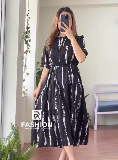 Black Tie-Dye Cotton Midi Dress – Heart Neck Design