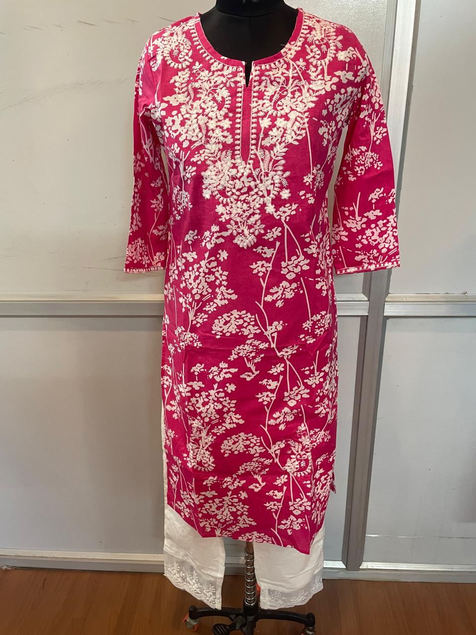 ⛱ Summer Special – Elegant Chikankari Kurta Pajama Set ⛱