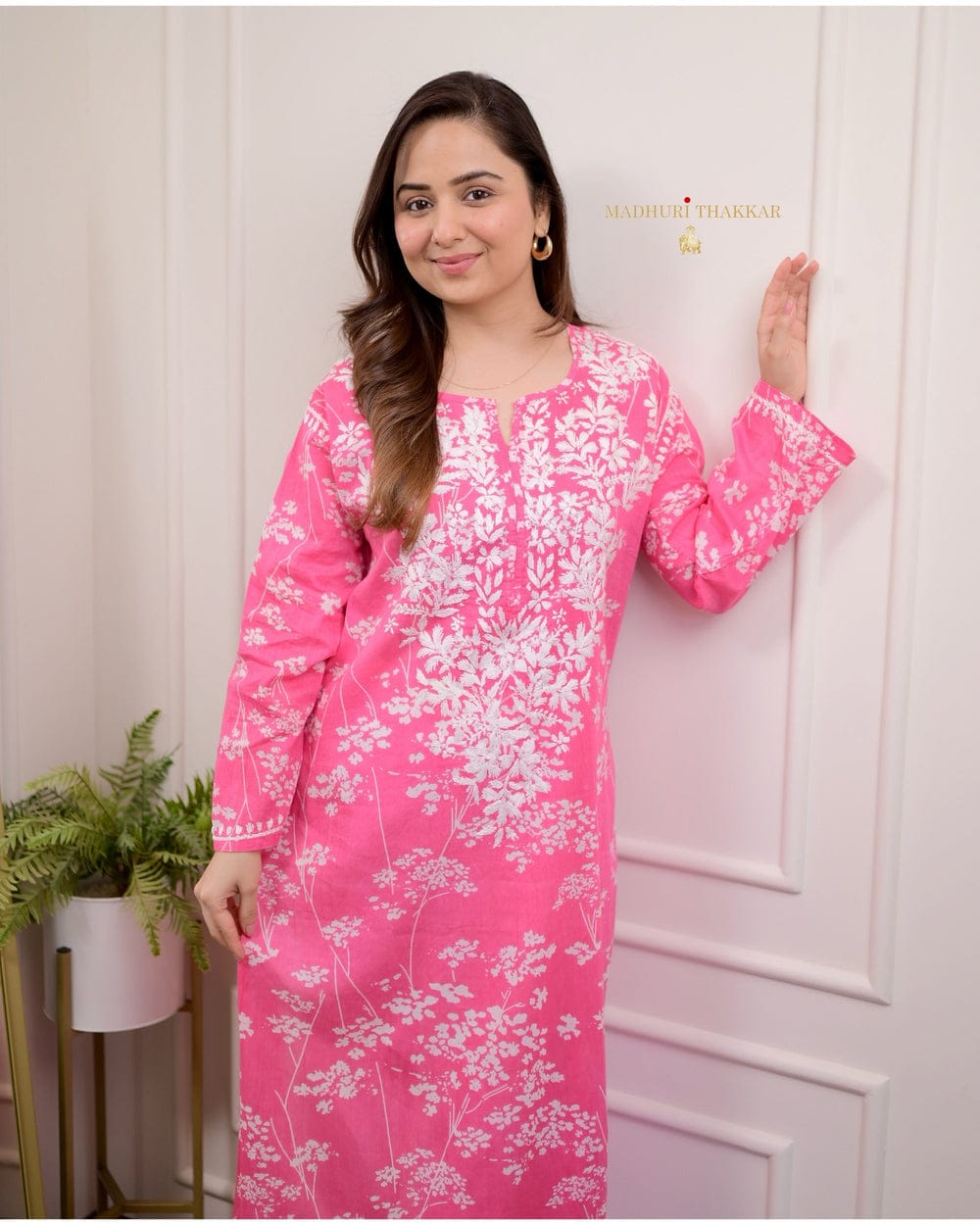 ⛱ Summer Special – Elegant Chikankari Kurta Pajama Set ⛱